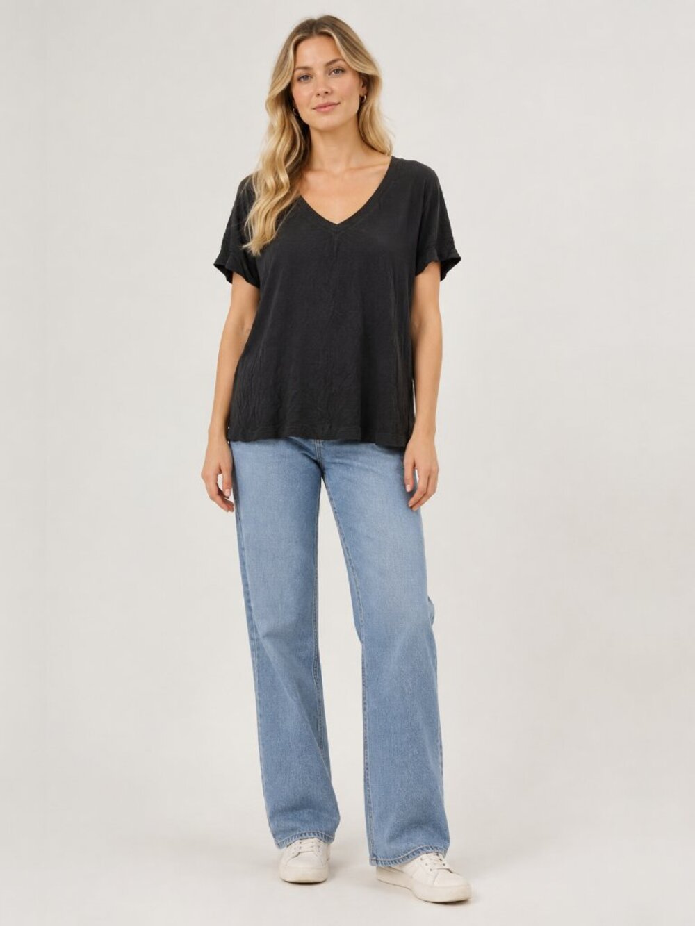 TAHARI Relaxed Short Sleeve V-Neck Tee Black 2X #A4330